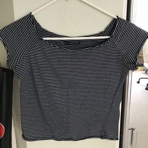 Brandy Melville Off the shoulder Ellery Top